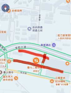 #站街
 
#云南
 
#西双版纳
 定位在曼斗二巷， 在曼斗佛寺旁边的小巷，标的两条巷子都有， 路上大约二三十个，比较年轻，20到30居多，一般2张 也有1.5的，性价比高，附近的巷子都有，晚上比较聚集。周边都是美食街 大排档，适合晚上散心-找JiPo