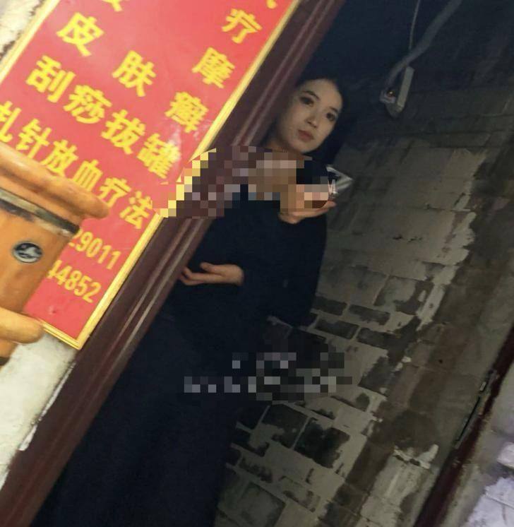 #西安
吉祥村附近几个巷子里100-250可以搞搞价-找JiPo