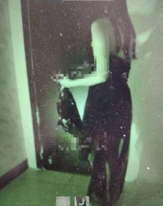 #济南
郭店大集看到没牌子的门帘，直接进一般门口都有人喊你，晚上9点来钟去的，万万没想到济南还有这种地方,年轻的也有少妇也有，进去以后每个屋里都有妹子，看上哪个直接进屋，也有喊妹子出来站一排给 你选的-找JiPo