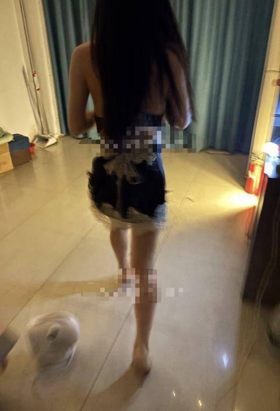 #南京
一排没有门面的房间里有大概七八个，之前有几个极品不过最近都没出，300口，可以舔-找JiPo