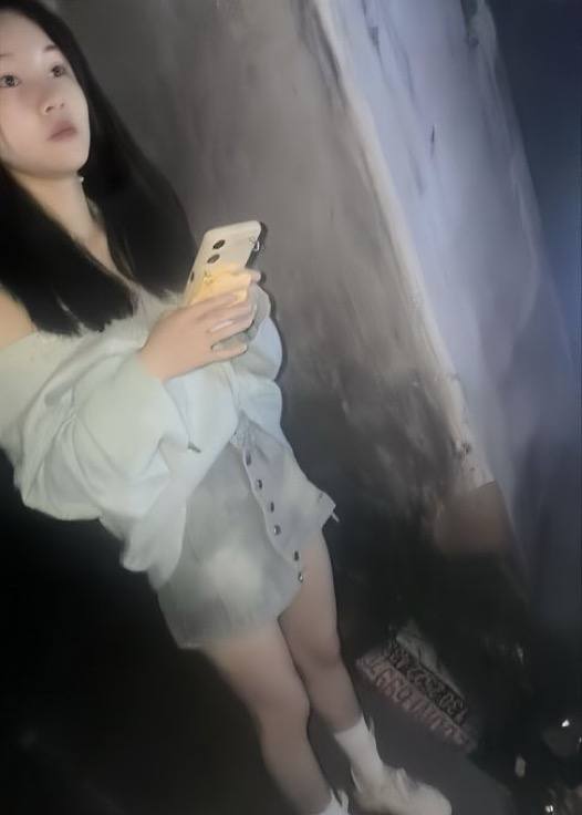 #广西
南宁这边这好大的阵仗，喜欢哪个就上哪个的车跟她回家-找JiPo