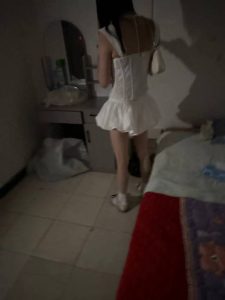 #佛山
 
#丹灶
 
差点被发现了，横江小卖部那的，感觉是装嫩的，戴套手法娴熟，后入还扶套。-找JiPo