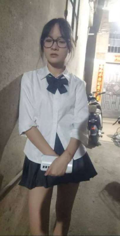#深圳上沙
年纪小就是好呀，连这个也是可可爱爱的，关键才2张而已。-找JiPo