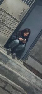 #西安
地铁站附近城中村极品站街少女，小逼超级粉嫩紧致，插起来太爽了，只卖150，白菜价-找JiPo