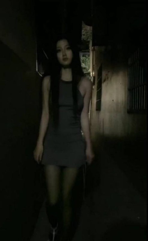 #深圳
兄弟们这大晚上的敢钻这深圳上沙村的小巷子吗，这里面只能说是惊喜多多哦，晚上的质量确实是好的。-找JiPo