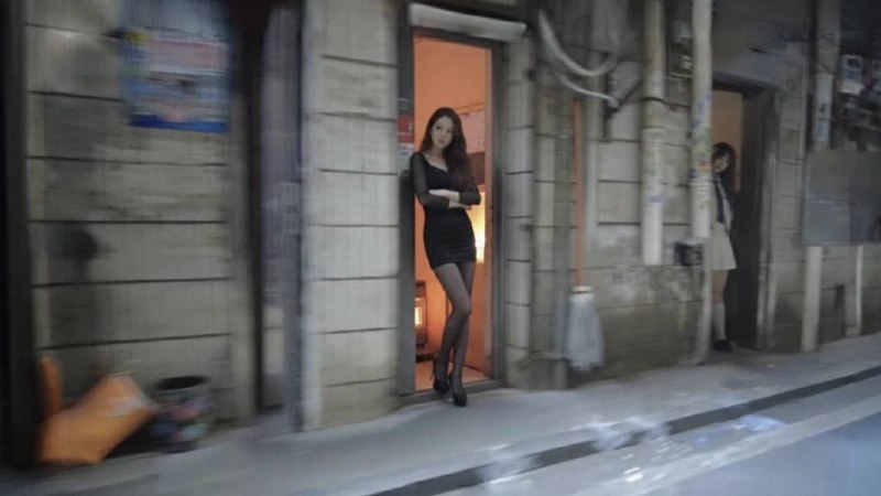 #玉兰路
 
#长沙
这不用我多说了吧，这颜值质量来慢了又要等10分钟，懂的兄弟已经在路上了。-找JiPo