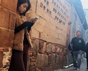 #贵阳
 
#站街
贵州贵阳松山村记
偶然街边闲逛,发现好多人走这里巷子,进去一看好多老木木，挺不少人,偶尔也有好的,民工卸货处。-找JiPo