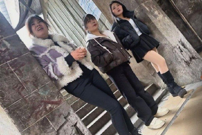 #太仓
 
#站街
苏州太仓浏河站街
王家弄,进去看到很多用暖手宝的,他们会和你主动搭话!!岁数大的1张年轻一点的150没有K 进屋直奔主题,泄火的狼友可以去转转-找JiPo
