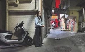 #福州
 
#站街
福州一日游胪厦村爽记
胪厦村,差不多10点左右到的,看到好几个萝莉年轻妹妹,建议把超市旁边多逛一下,走太远,太远的巷子我反正是没看到。一共看到了8个左右。-找JiPo