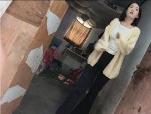 #桂林
 
#站街
桂林北站嫩妹又多又便宜
北站对面小巷子,自建房环境一般,有的比较差,小妹二三十个,只要一百块就能体验了,少数几个要一百五。附近吃住都很方便-找JiPo