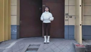 #西安
 
#站街
西安简家村小巷子
近来比较躁动，简家村发泄一下!转了一圈妹子二十几个，质量参差不齐，见到一顺眼的，150带口，遂进入小房子，冷热水交替，先来个冰火两重天，在妹子一声声老公的呼叫声中缴械投降。满意离开-找JiPo