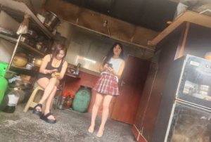 #重庆
 
#站街
龙山幼儿园(松北支路)东侧巷子拉客聚集地，白天晚上都有，康宁足疗店单元铁门门口苑小区门口,茶馆门口，价位2~3张。-找JiPo