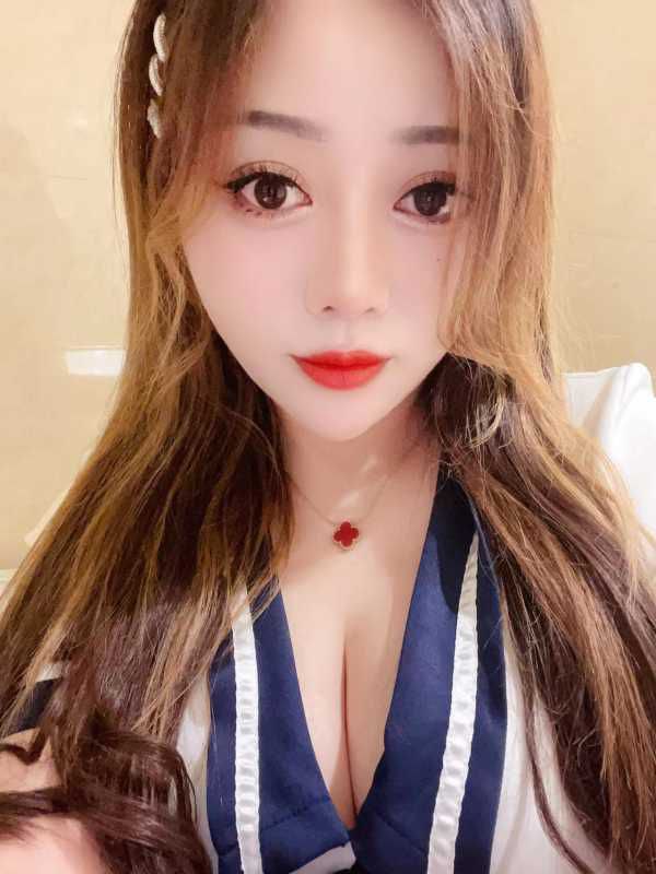 艺名：越秀大奶制服佳佳-找JiPo