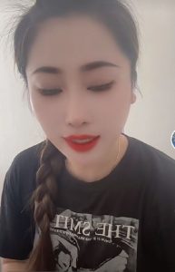 姓名: 服务型美妇红唇-找JiPo