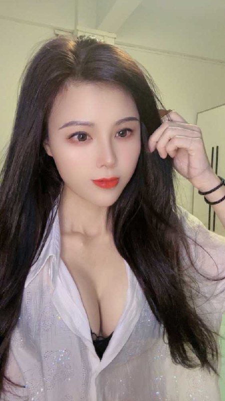 艺名：白云大奶美眉依依-找JiPo