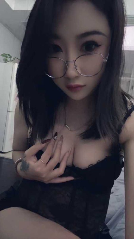 姓名: 天河170舌吻小依娜-找JiPo