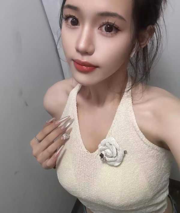 姓名:白云新人 酥酥-找JiPo