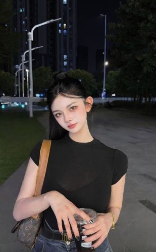 白云新人-小樱花-找JiPo