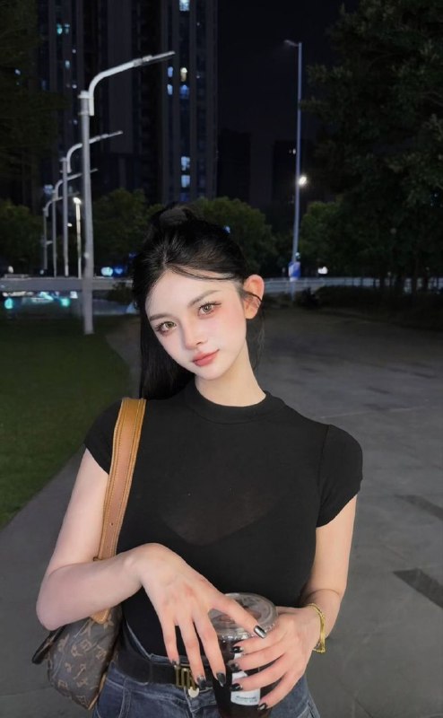 白云新人-小樱花-找JiPo