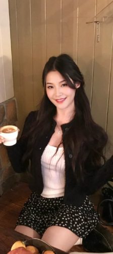 白云会所红牌姐姐下海技术一流-娜娜-找JiPo
