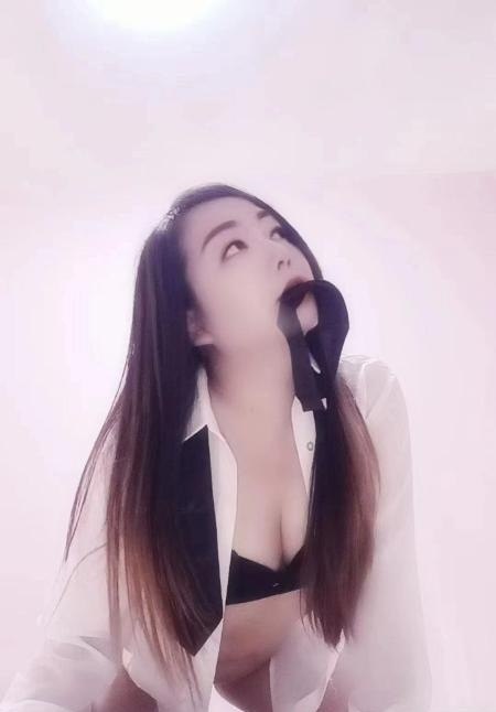 #湖南 #长沙 #楼凤 雨花大胸云朵妹子 400-找JiPo