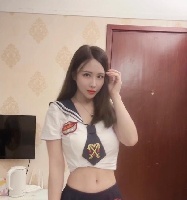 #广东 #深圳 #楼凤 小腰精Tina 800-找JiPo