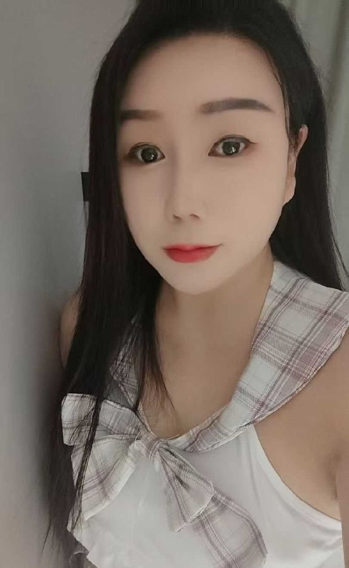 #广东 #深圳 #漂亮 漂亮妹子胸好皮肤白 300-600-找JiPo