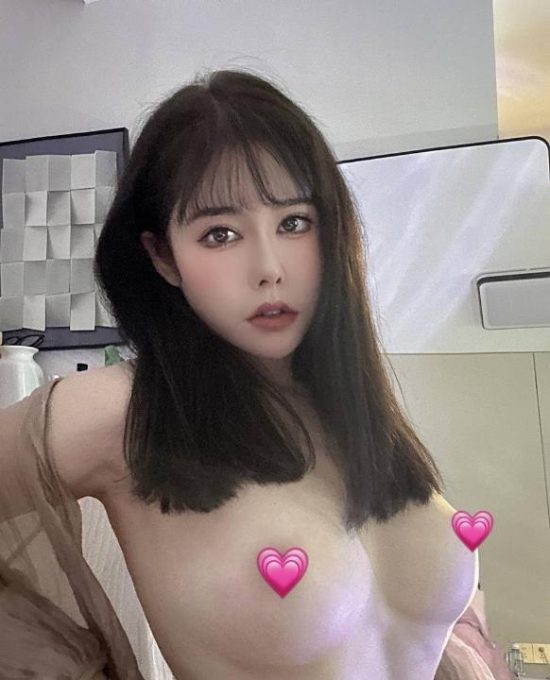 #广东 #广州 #楼凤 越秀F豪乳萱萱 700-找JiPo