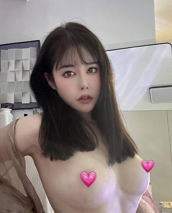#广东 #广州 #楼凤 越秀F豪乳萱萱 700-找JiPo