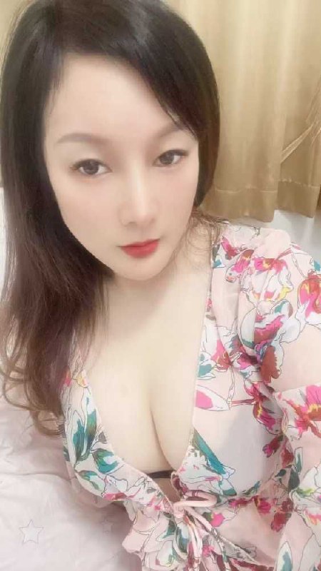 #龙华 #深圳 艺名：龙华性价比熟女–莞式璐璐-找JiPo