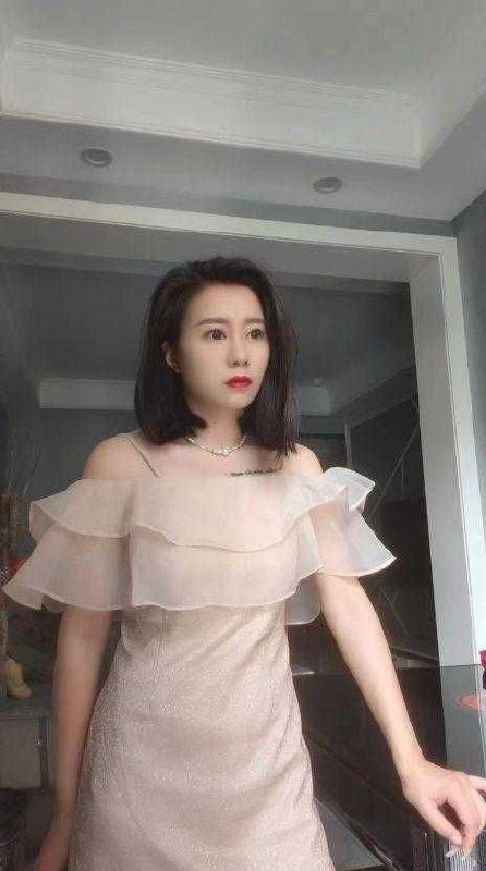 #龙华 #深圳 艺名：龙华骚美眉倩倩-找JiPo