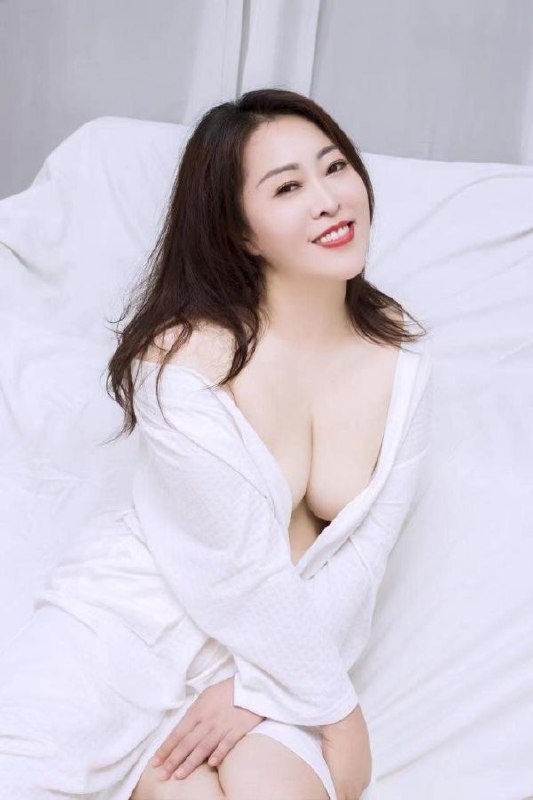 #宝安 #深圳 艺名：宝安大奶熟女人妻琳达-找JiPo