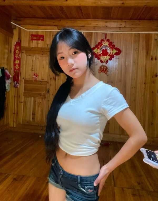 #东莞 东莞第一次下海19岁兼职-小玲-找JiPo