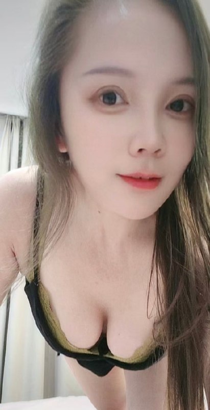 #广东 #广州 #楼凤 越秀骚娘们莞式美君 300一次  500两次   600一小时全套莞式服务   1200包夜-找JiPo