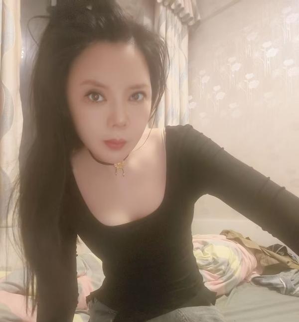 #四川 #成都 #熟女 #少妇 天府二街少妇熟女 500-找JiPo
