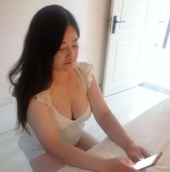 #江苏 #南京 #巨乳 #熟女 鼓楼巨乳熟女 300-找JiPo