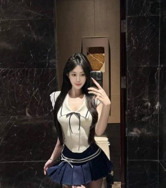 #湖南 #长沙 #楼凤 高颜值小嫩妹 1000-找JiPo