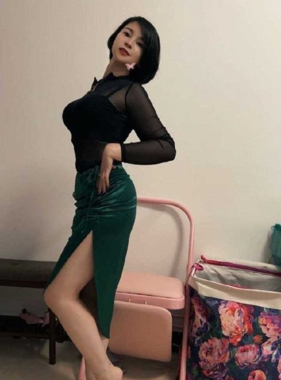 #广东 #广州 #楼凤 海珠妹子服务好 300一次，500两次，600不限次120分钟-找JiPo
